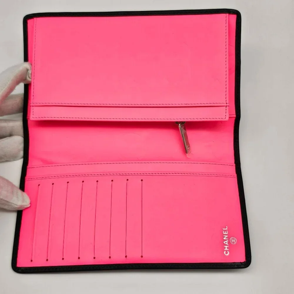 CHANEL Cambon Black Pink Lambskin Long Wallet 385-043025